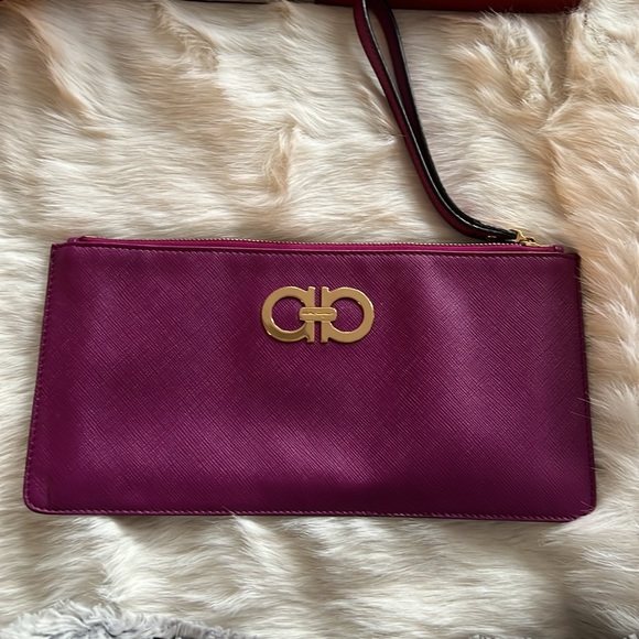 Salvatore Ferrgamo Wristlet Clutch - Picture 2 of 4